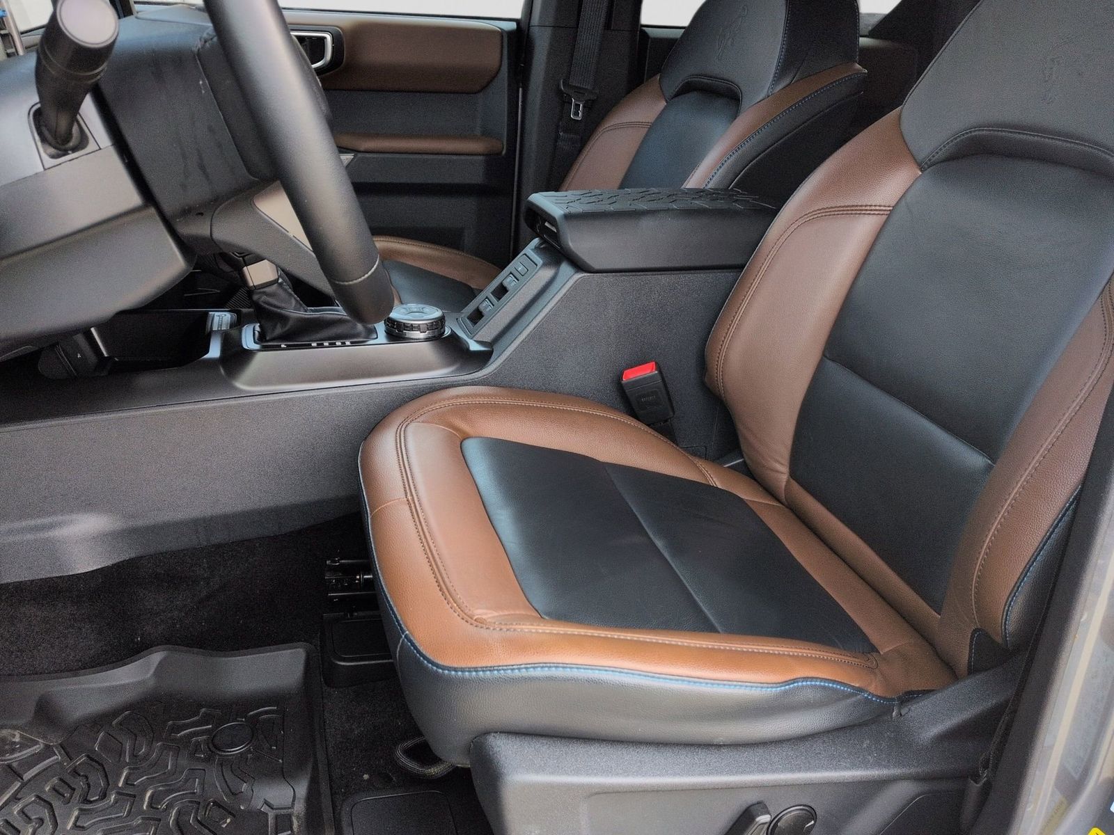 Thumbnail: 2023 Ford Bronco - 20