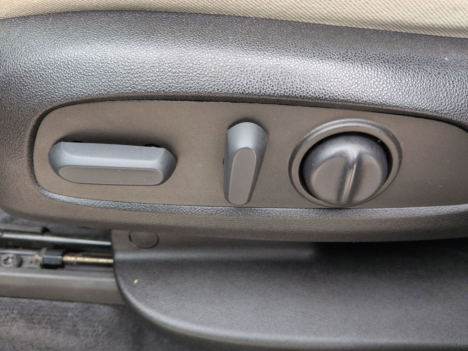 Thumbnail: 2022 Chevrolet Traverse - 20