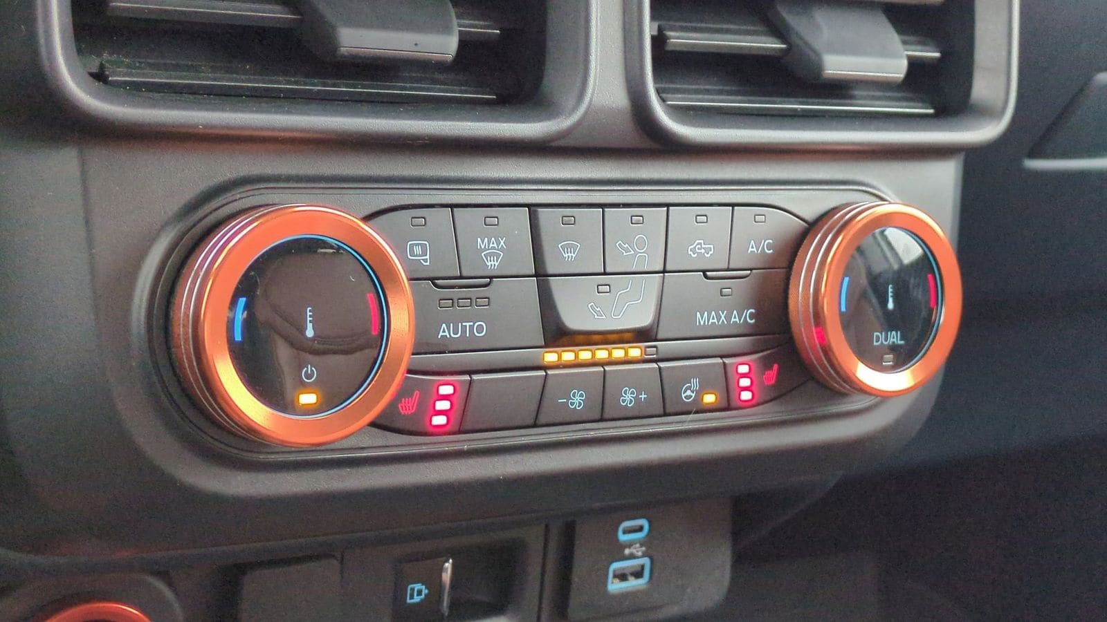 Thumbnail: 2023 Ford Maverick - 36