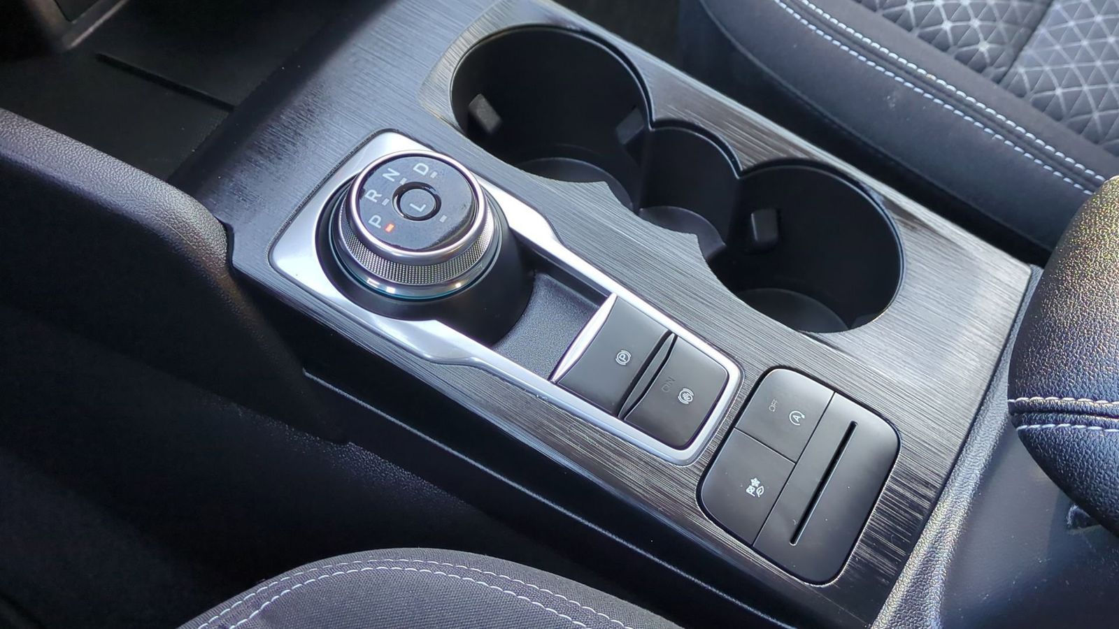 Thumbnail: 2023 Ford Escape - 33