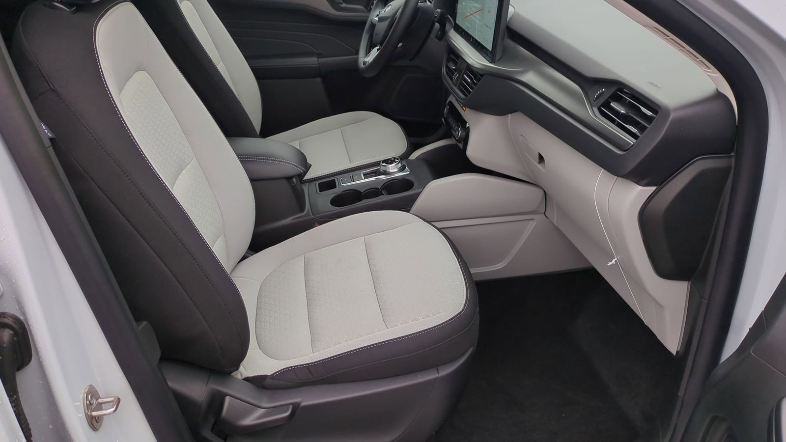 Thumbnail: 2025 Ford Escape - 20