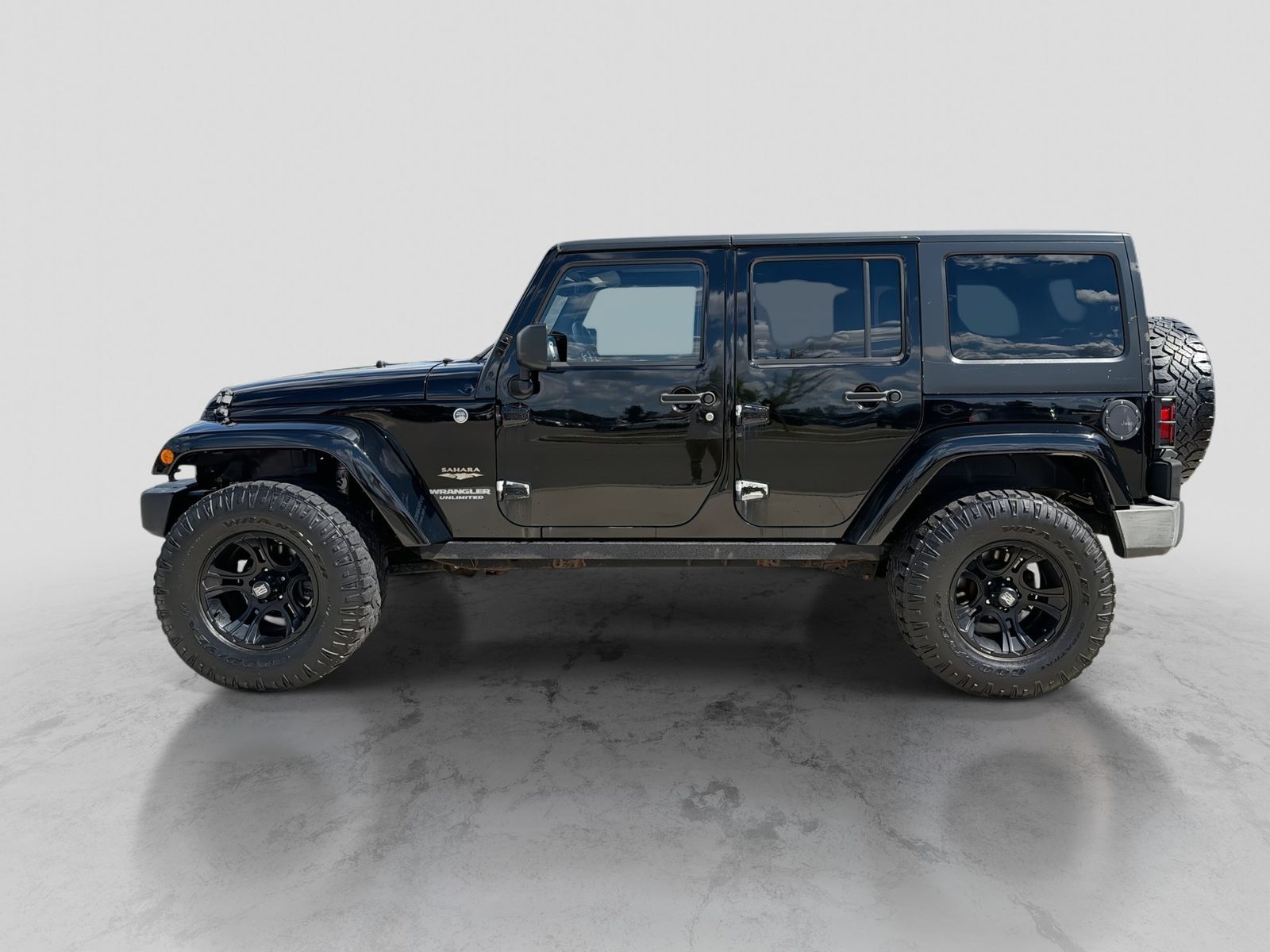 Thumbnail: 2013 Jeep Wrangler - 3
