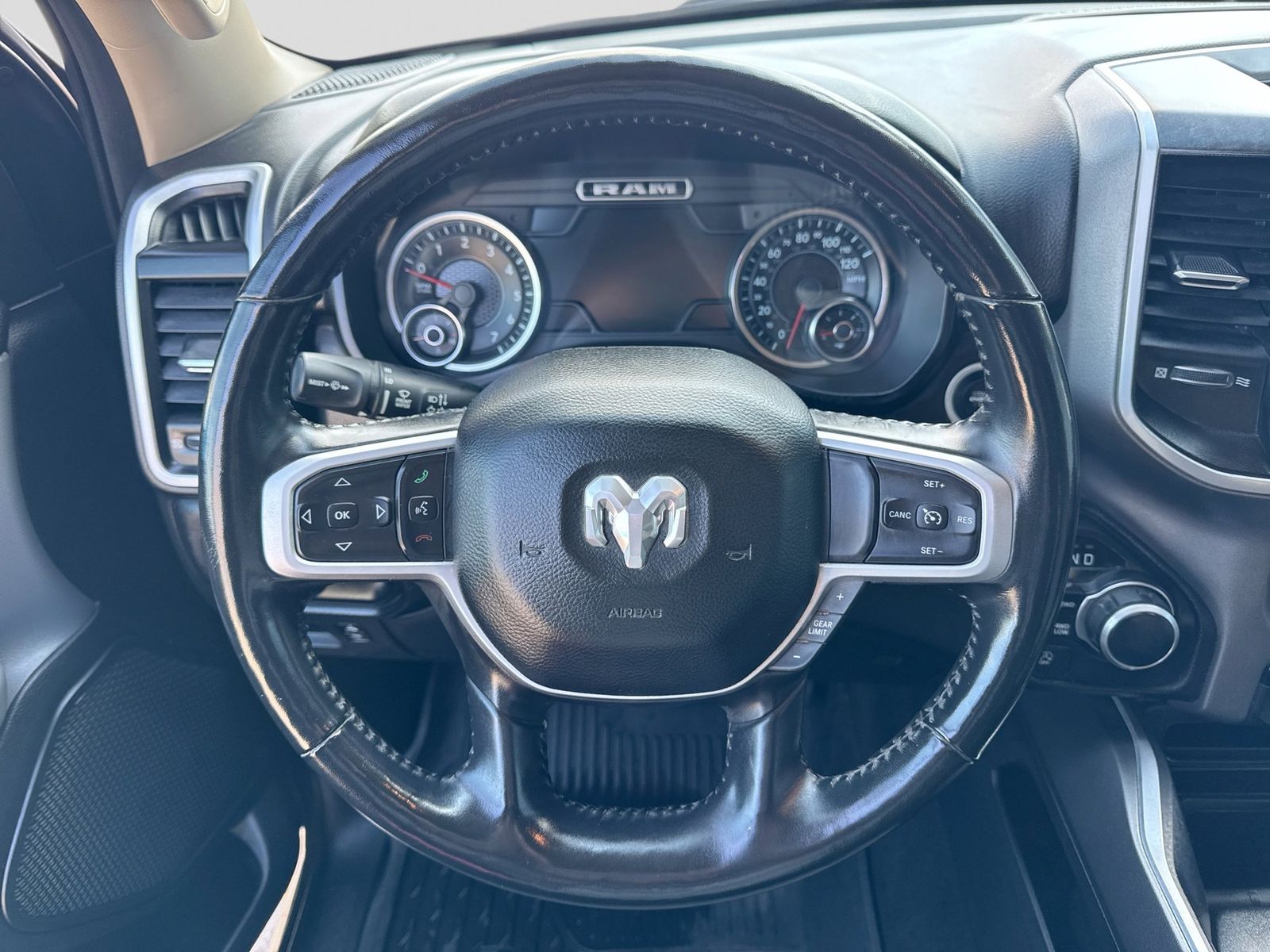 Thumbnail: 2020 RAM 1500 - 23