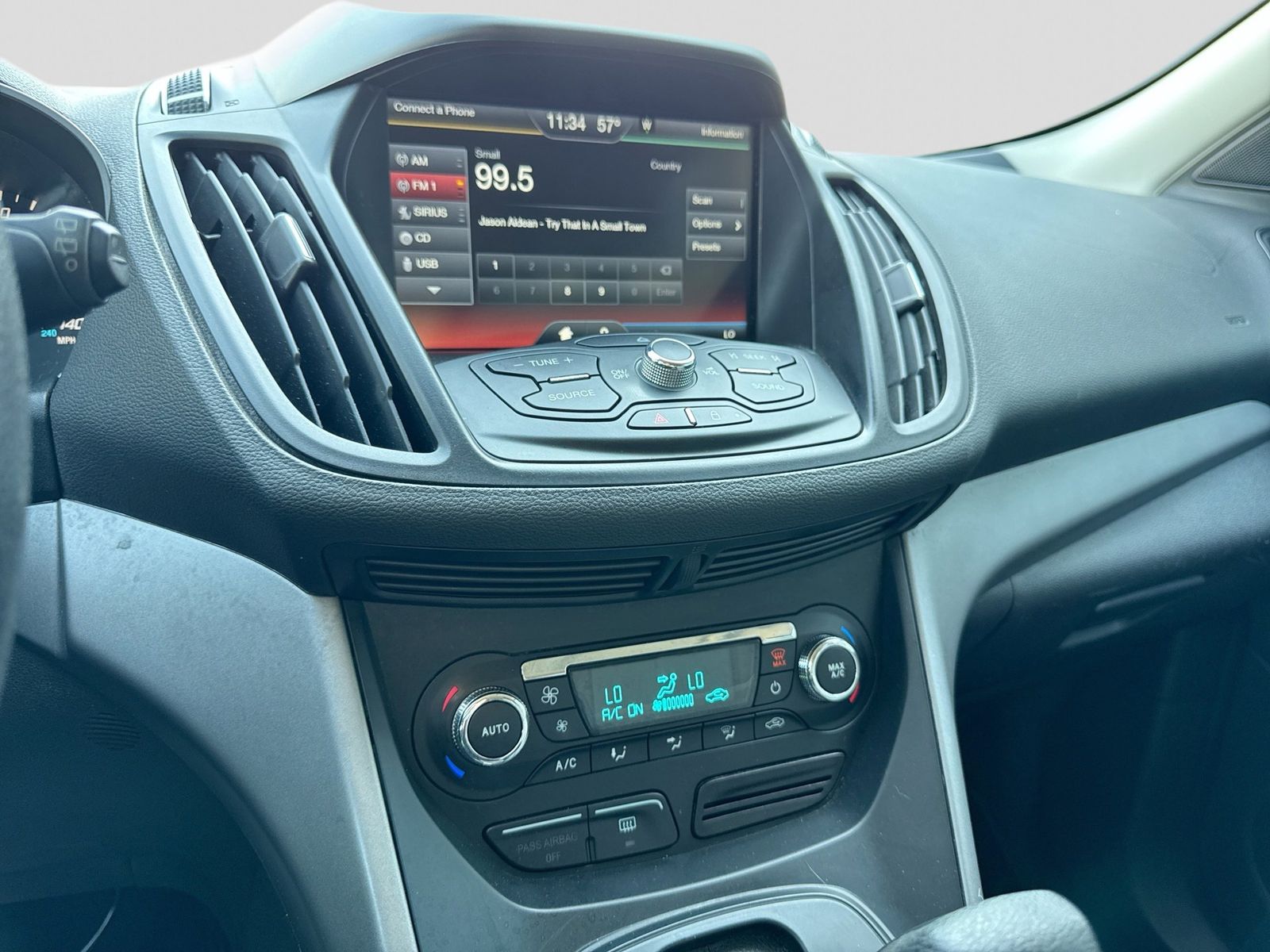 Thumbnail: 2014 Ford Escape - 28