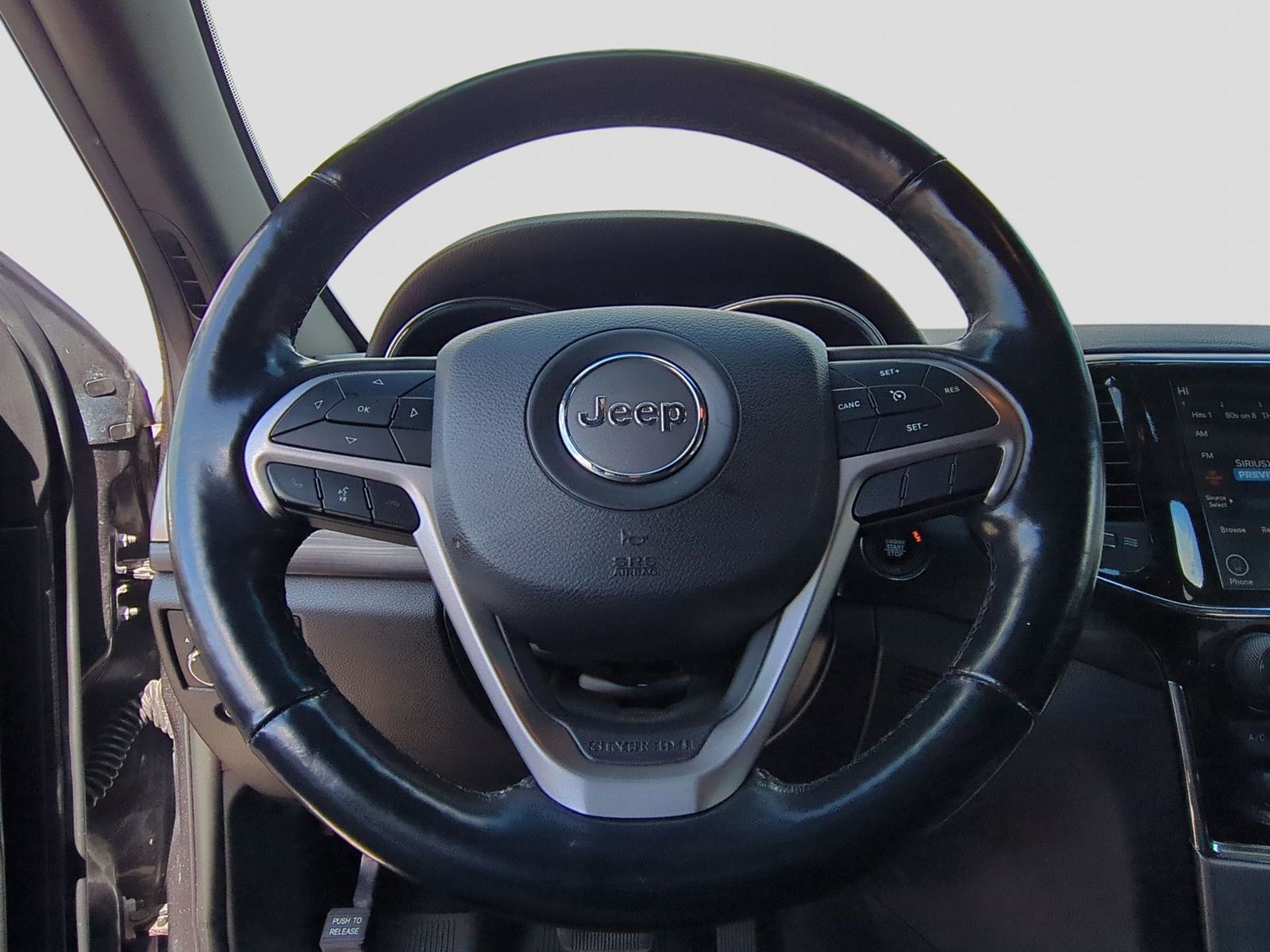 Thumbnail: 2021 Jeep Grand Cherokee - 26