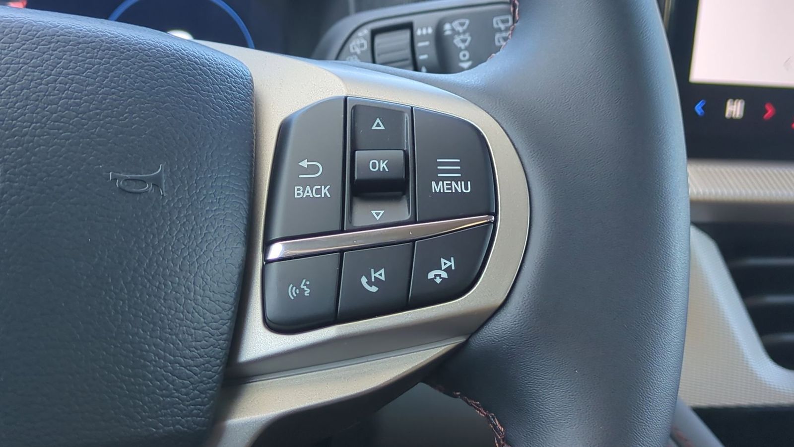 Thumbnail: 2026 Ford Explorer - 21