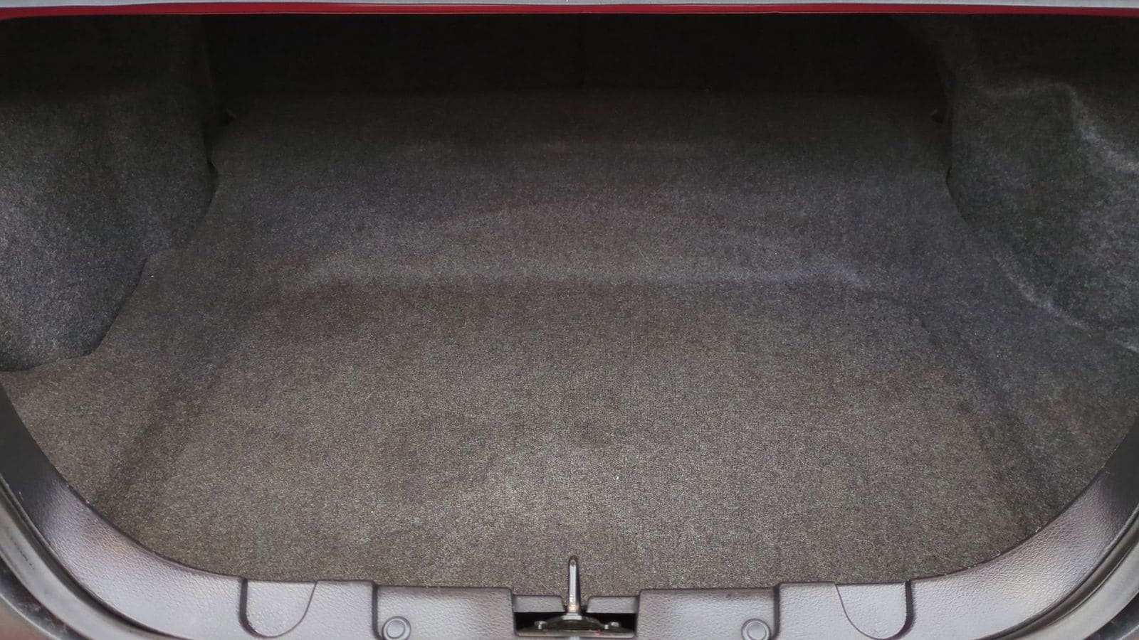 Thumbnail: 2006 Ford Mustang - 28