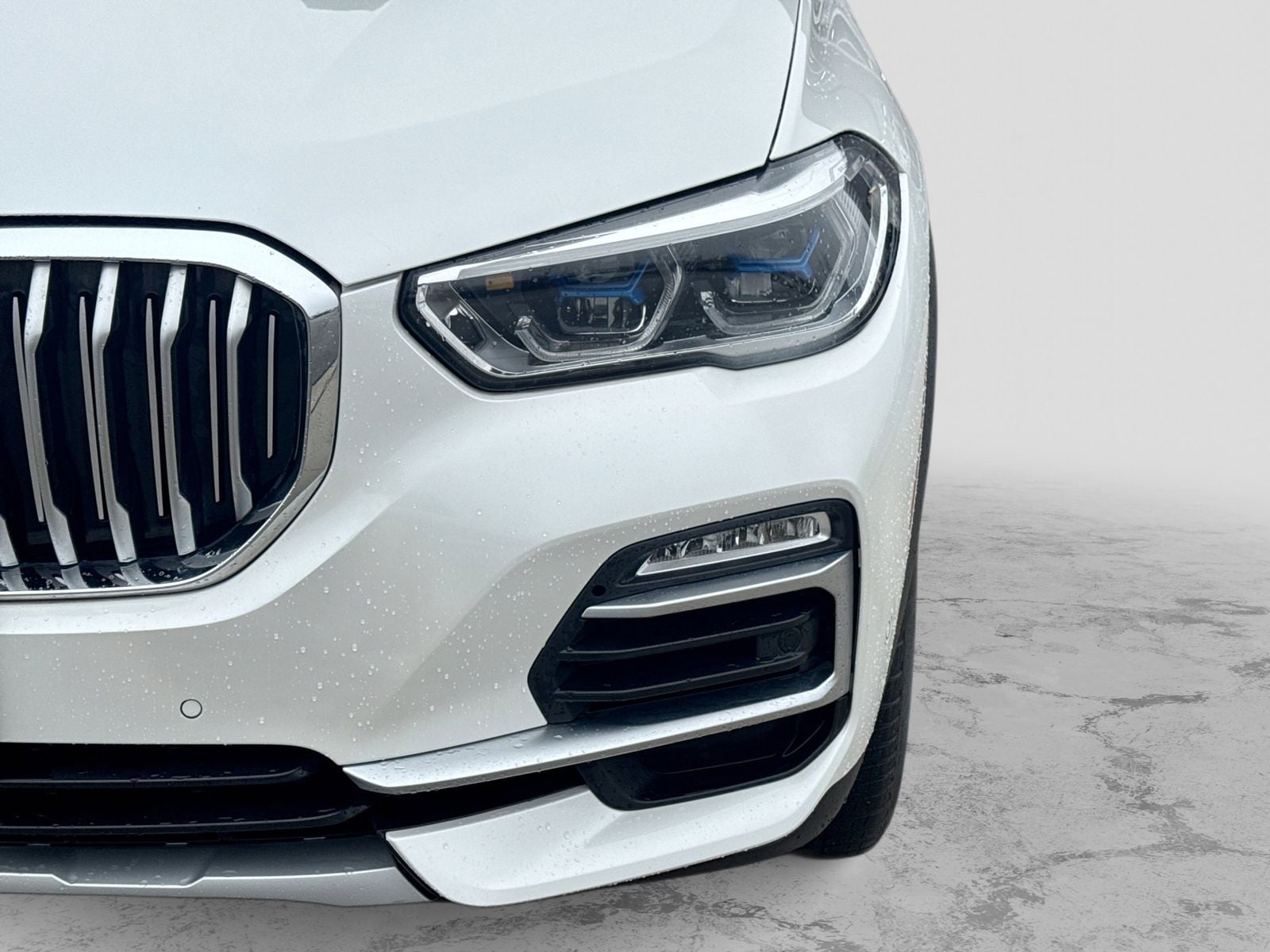 Thumbnail: 2021 BMW X5 - 10