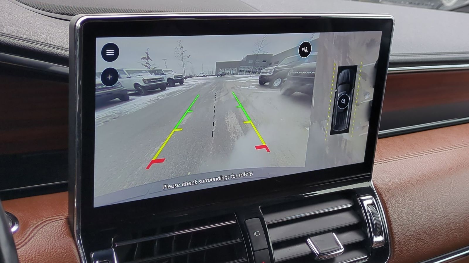 Thumbnail: 2023 Lincoln Navigator - 35