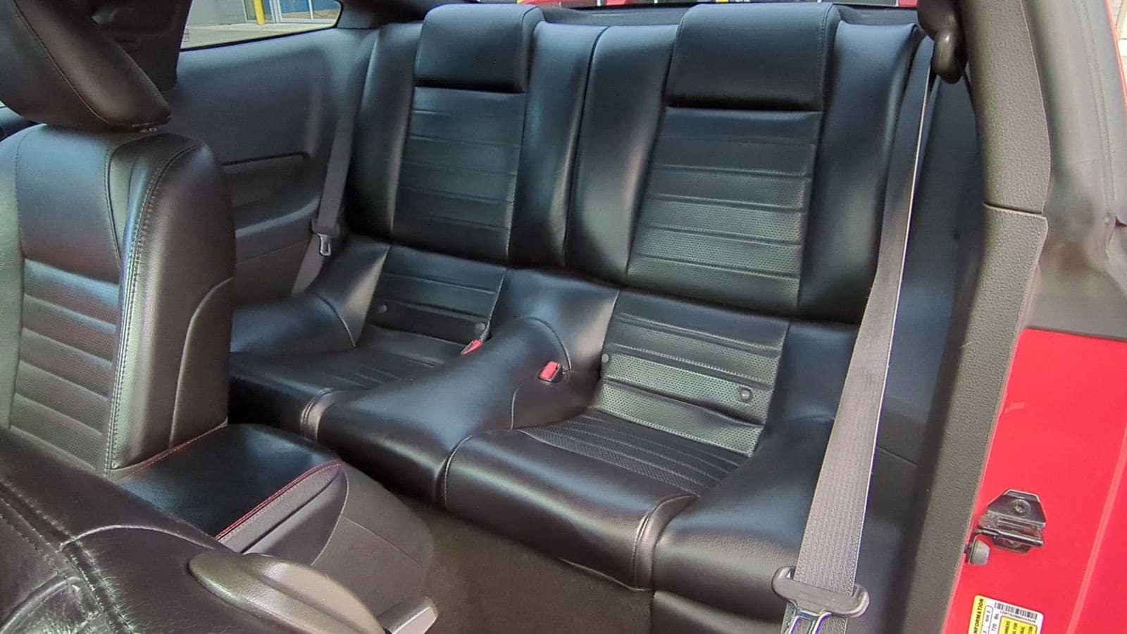 Thumbnail: 2006 Ford Mustang - 16