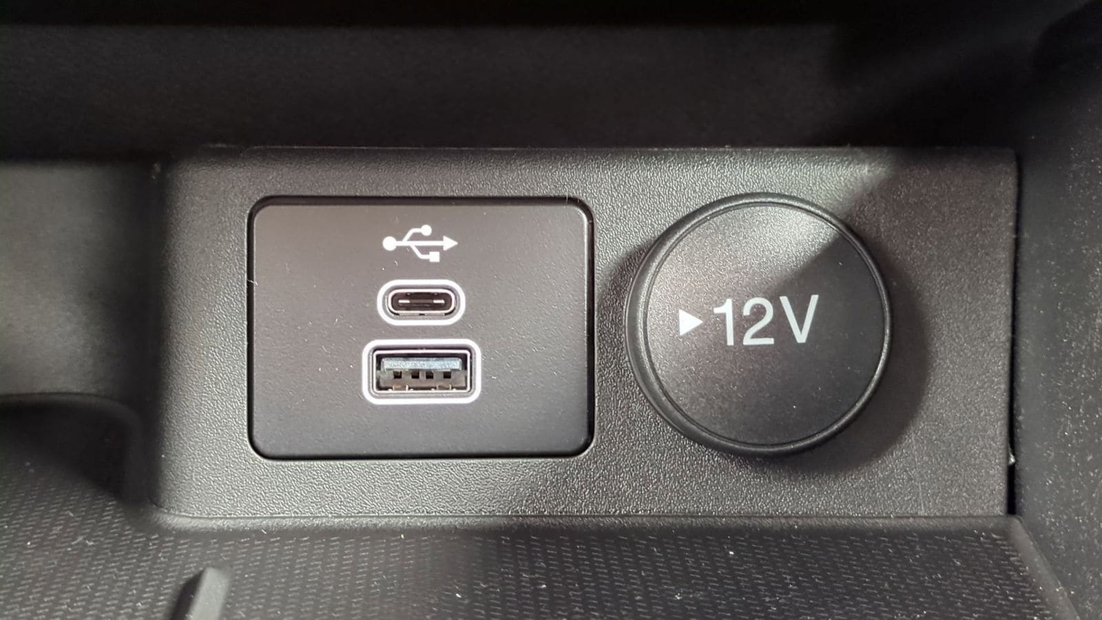 Thumbnail: 2025 Ford Escape - 31