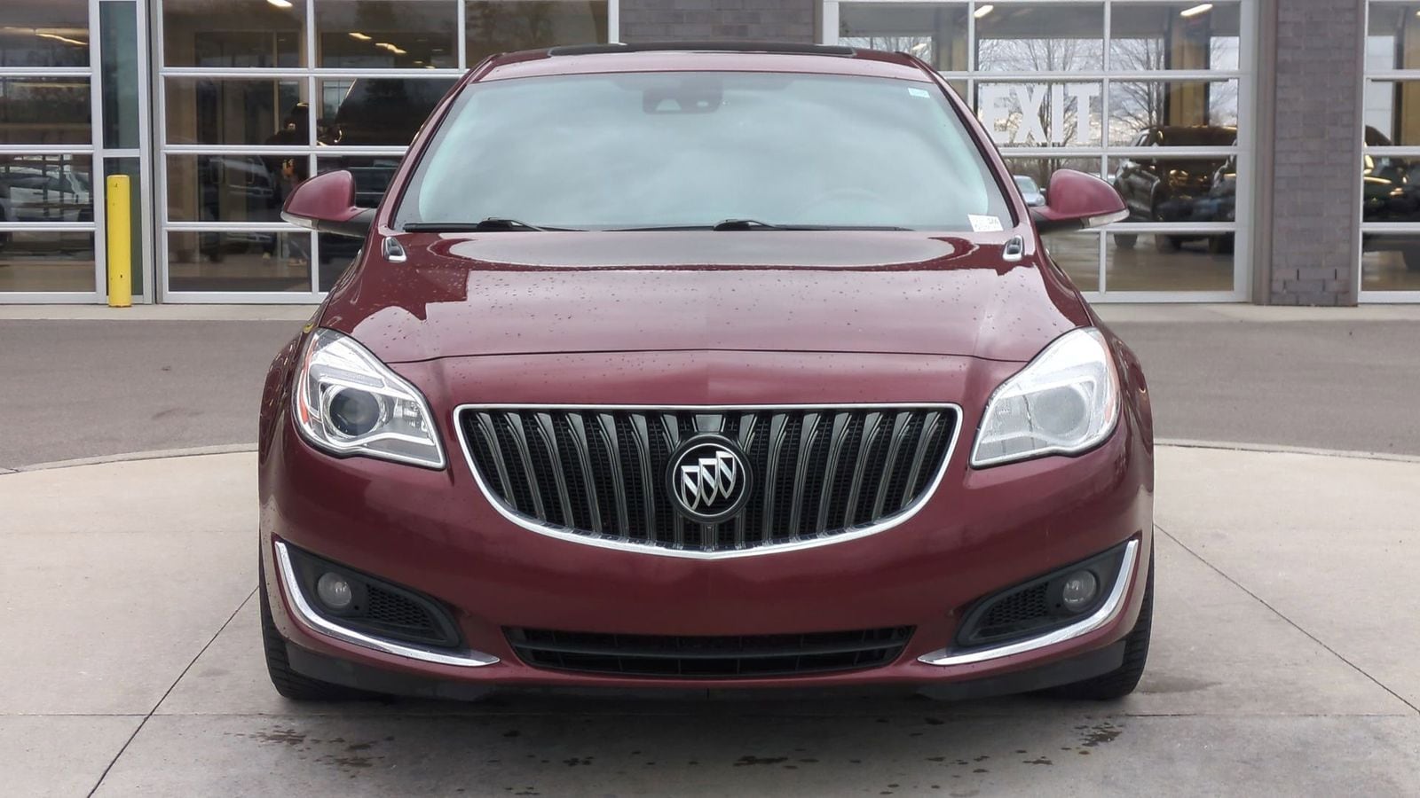 Thumbnail: 2016 Buick Regal - 10