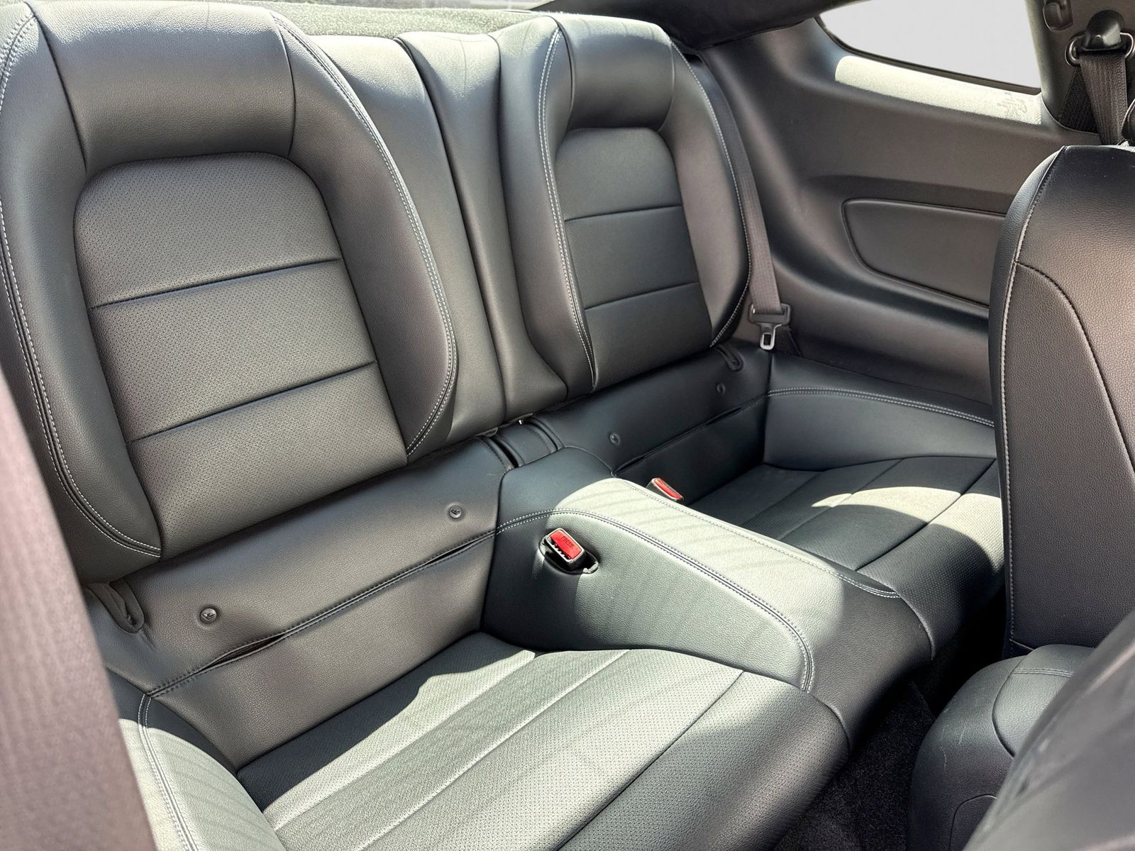 Thumbnail: 2016 Ford Mustang - 18