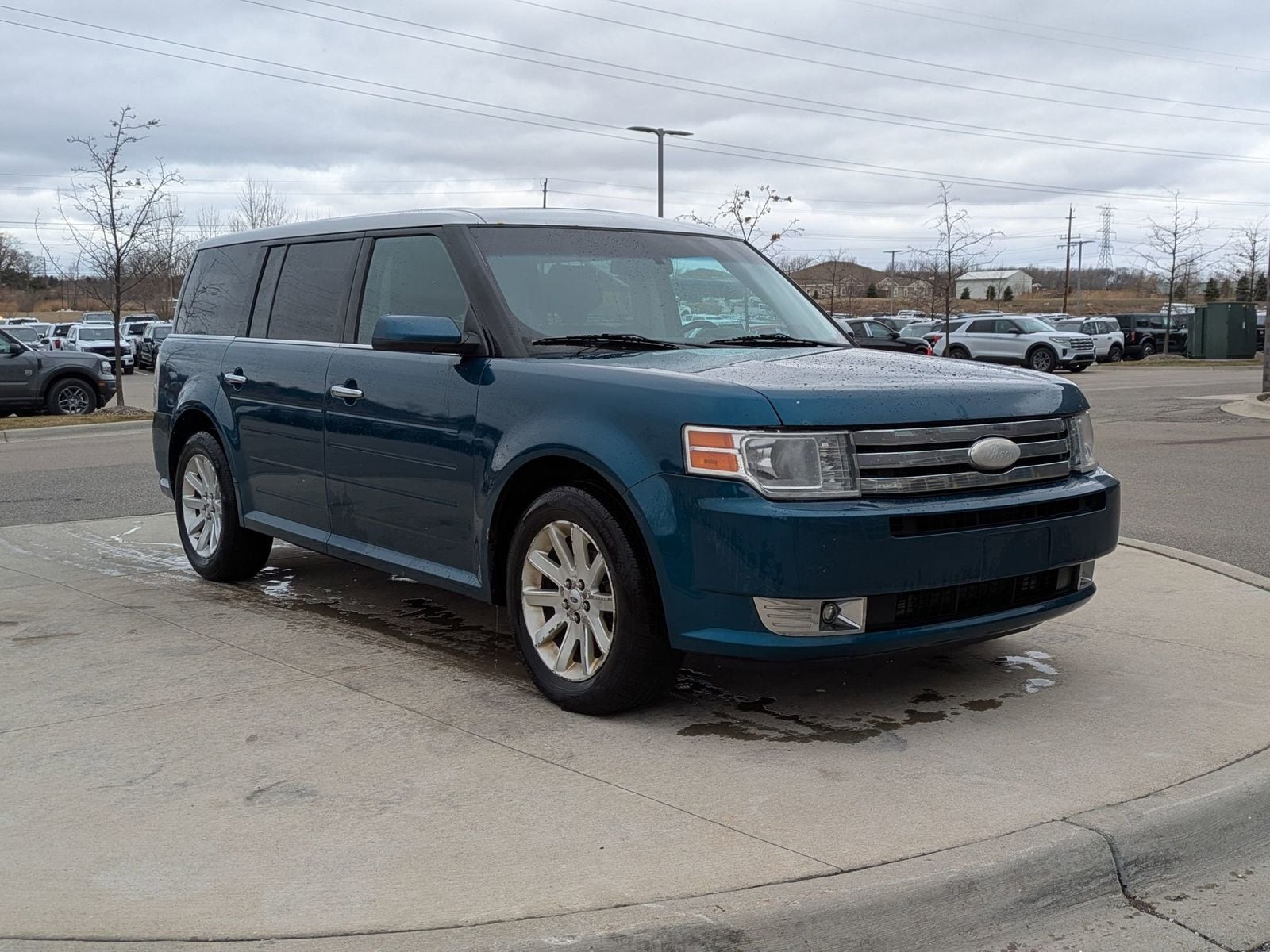 Thumbnail: 2011 Ford Flex - 4