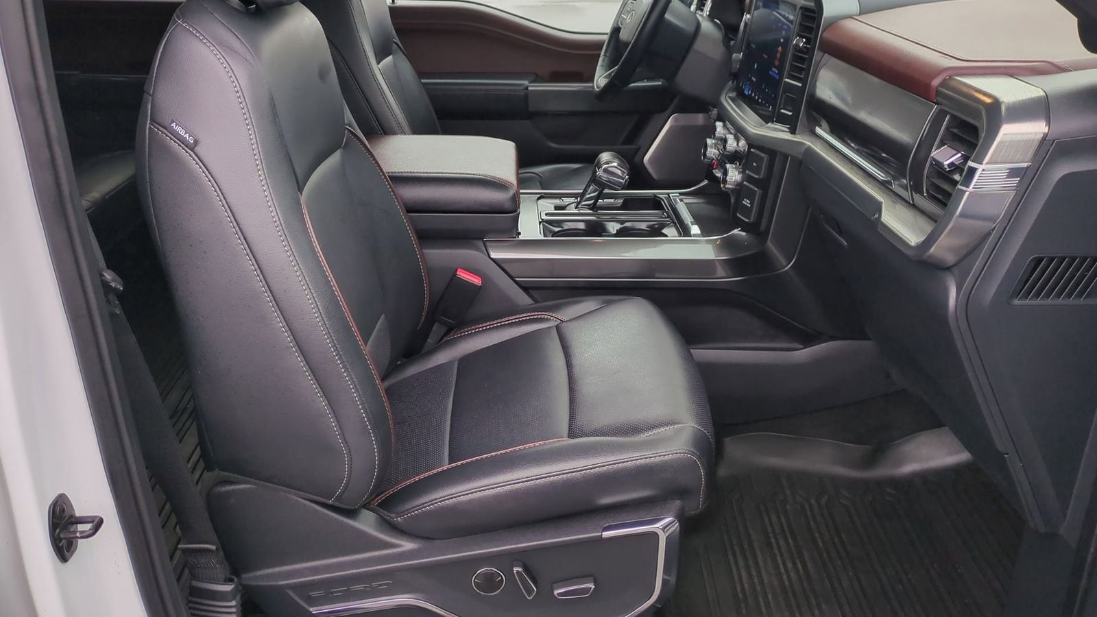 Thumbnail: 2023 Ford F-150 - 23