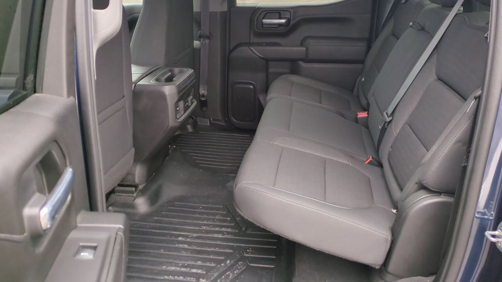 Thumbnail: 2021 Chevrolet Silverado 1500 - 21