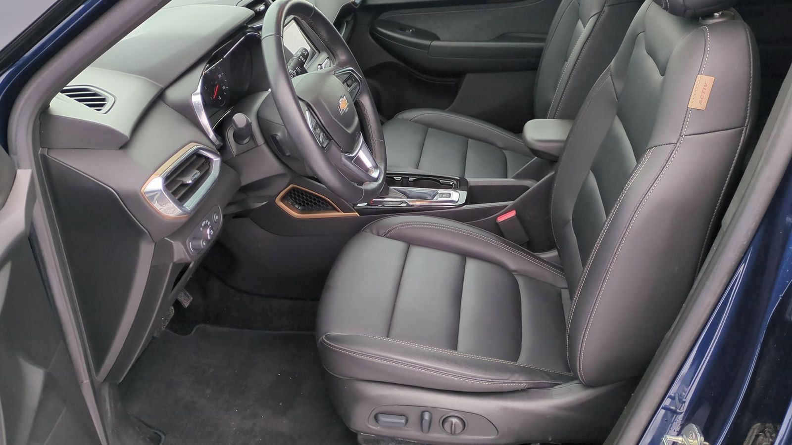 Thumbnail: 2023 Chevrolet TrailBlazer - 17