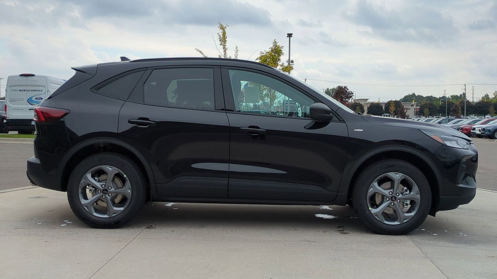 Thumbnail: 2025 Ford Escape - 7