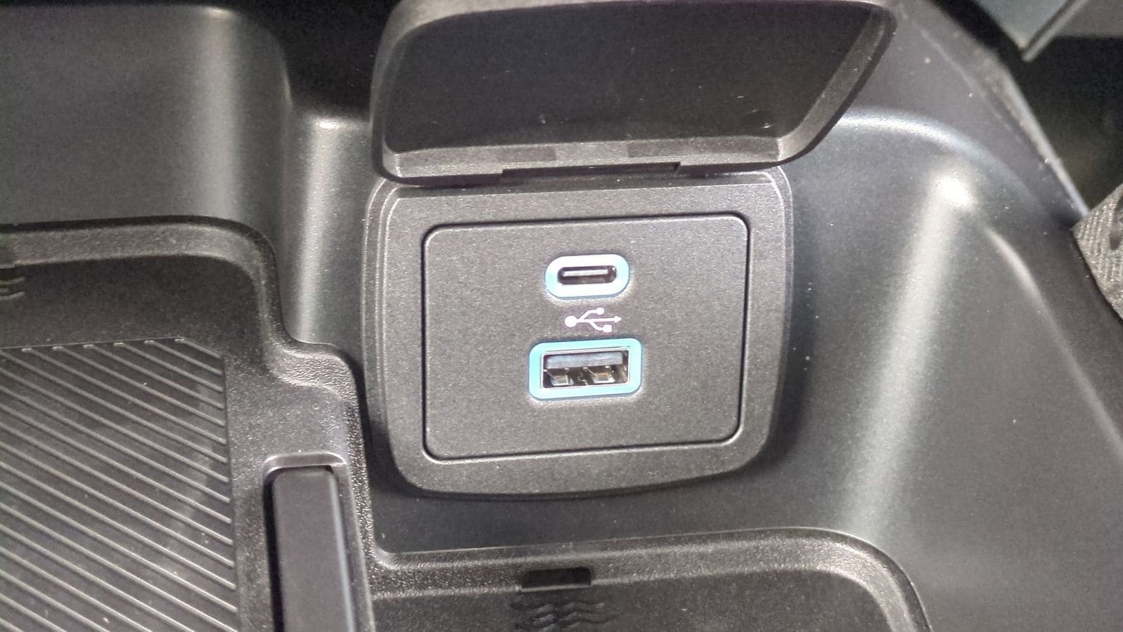 Thumbnail: 2025 Ford Bronco - 30