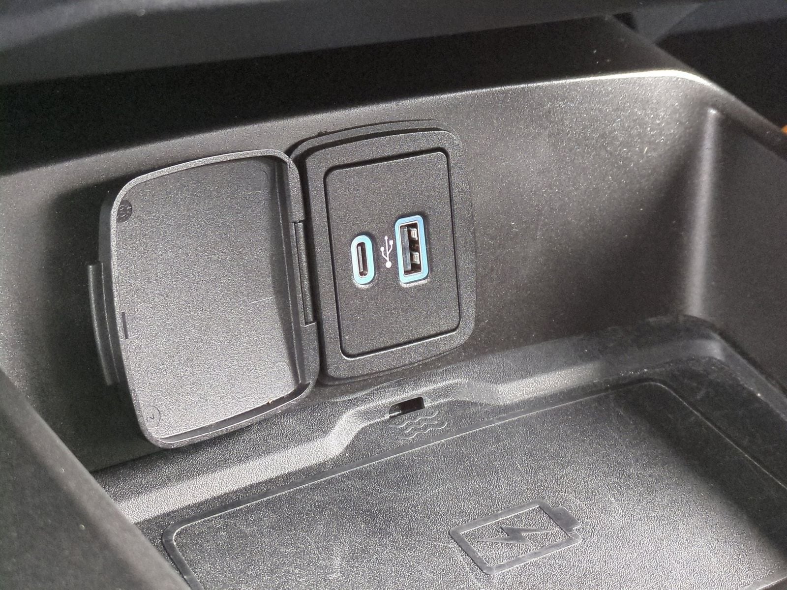 Thumbnail: 2022 Ford Bronco - 37