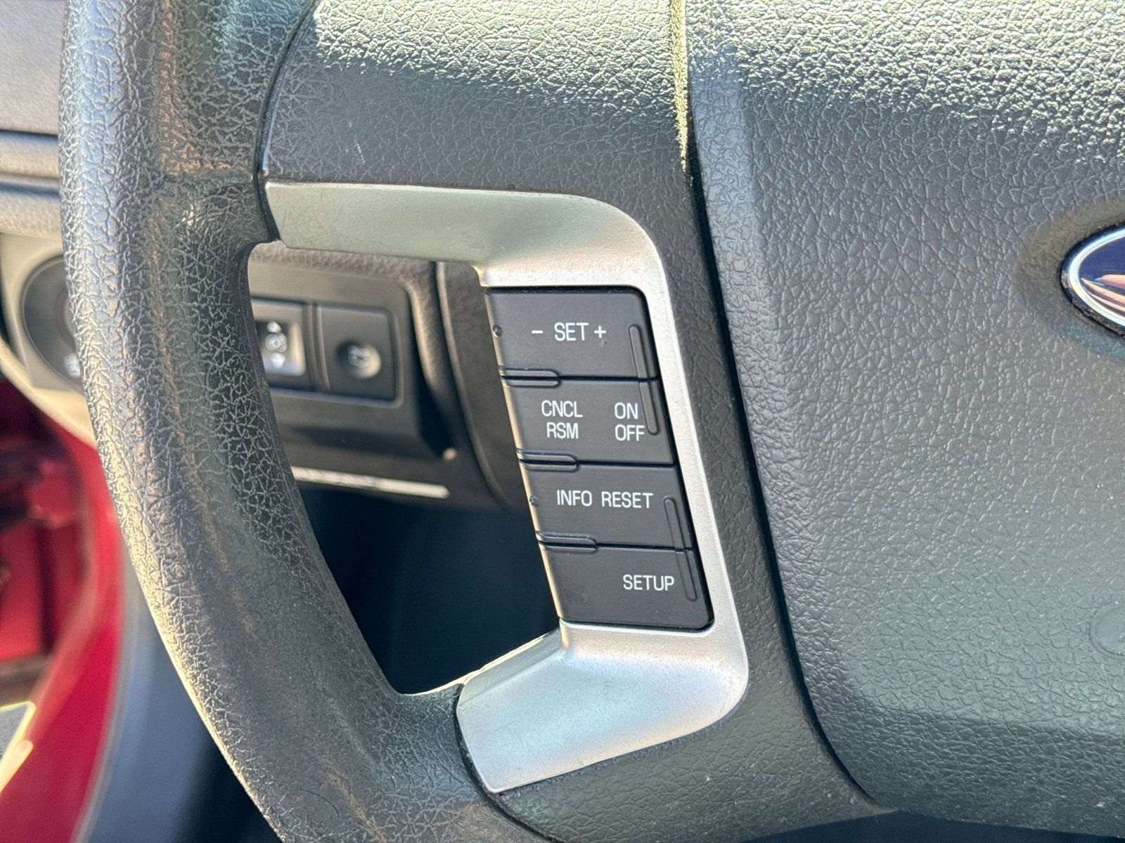 Thumbnail: 2010 Ford Fusion - 23