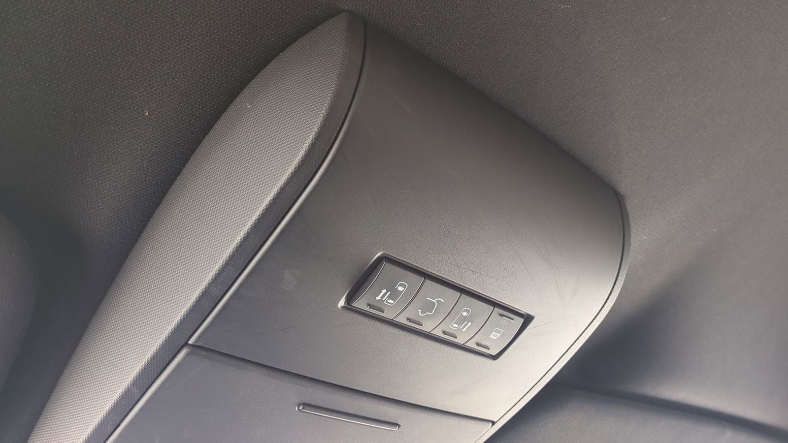 Thumbnail: 2013 Dodge Grand Caravan - 19