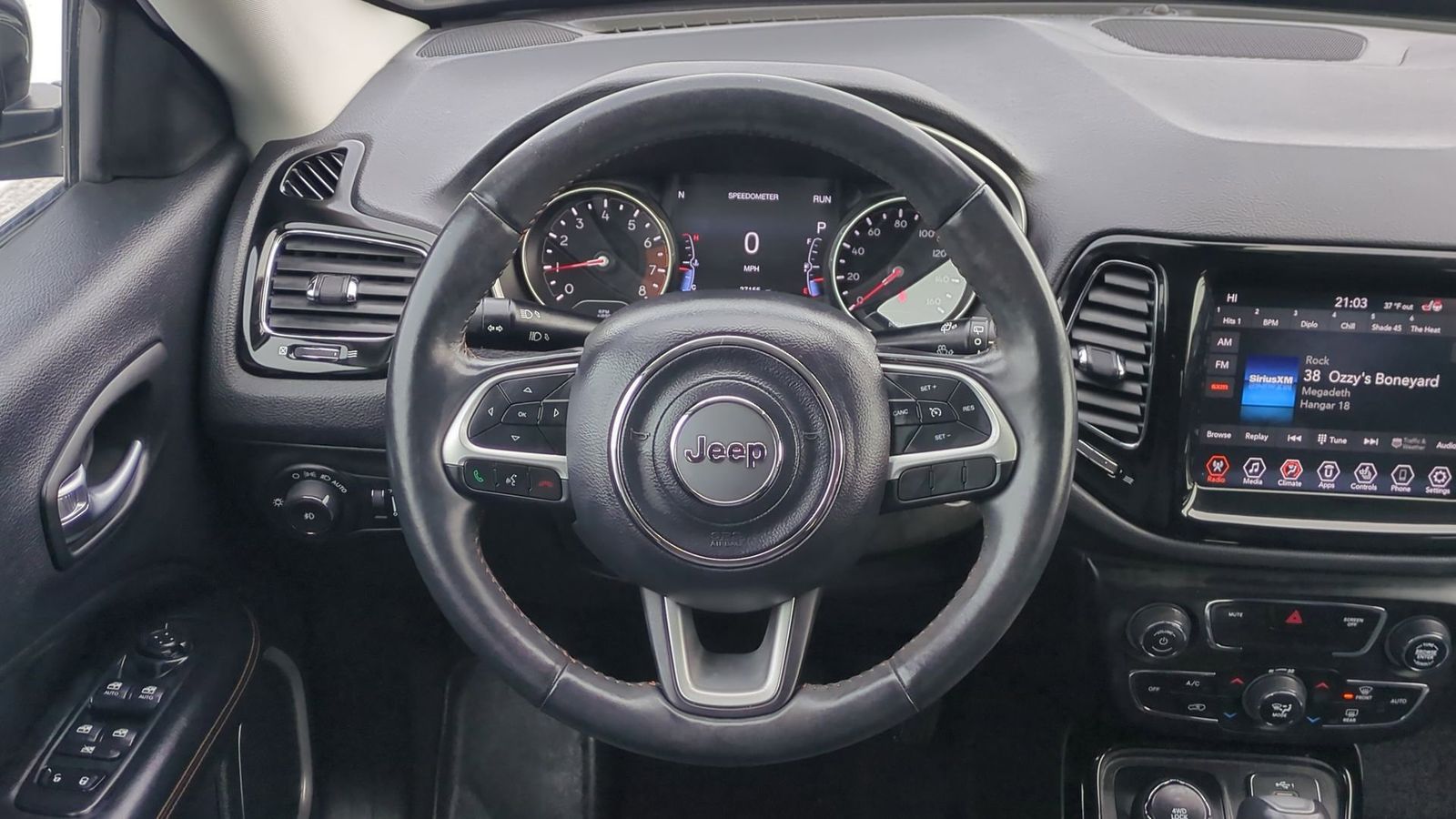 Thumbnail: 2020 Jeep Compass - 23