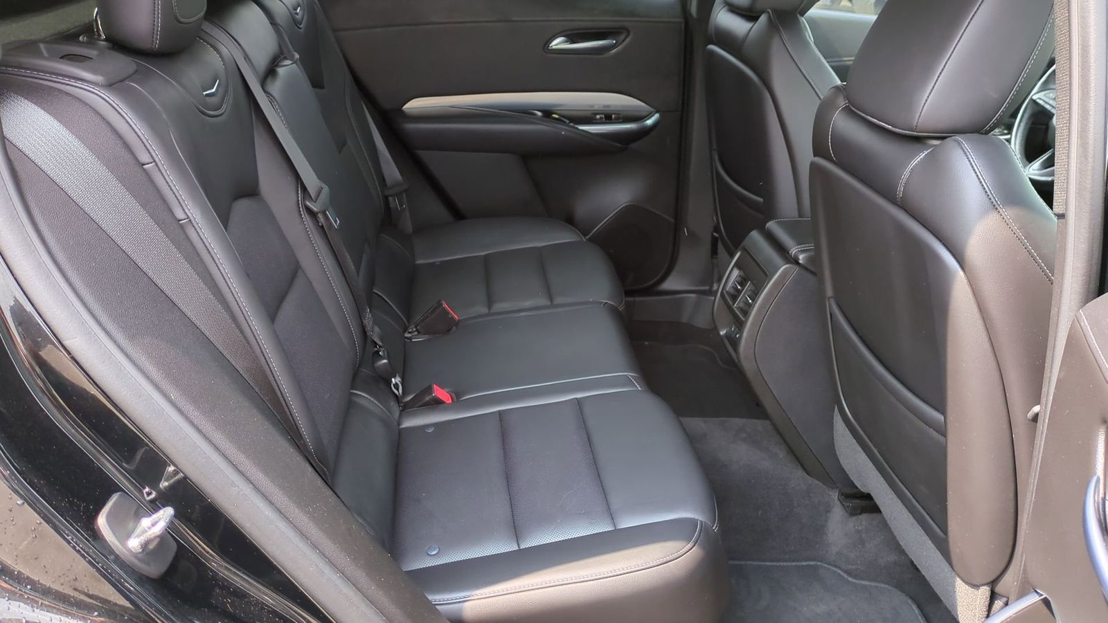 Thumbnail: 2019 Cadillac XT4 - 19