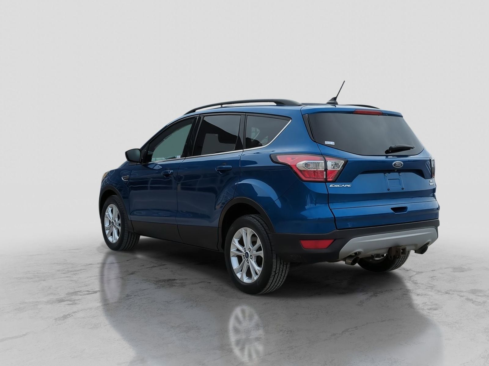 Thumbnail: 2018 Ford Escape - 5