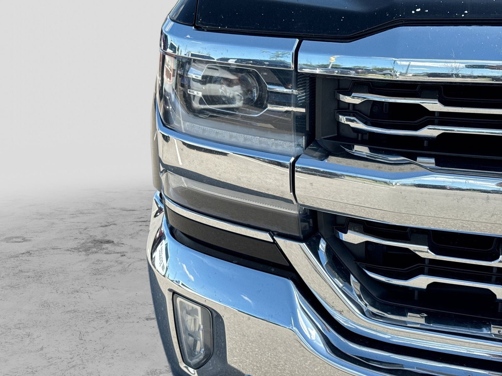 Thumbnail: 2017 Chevrolet Silverado 1500 - 12