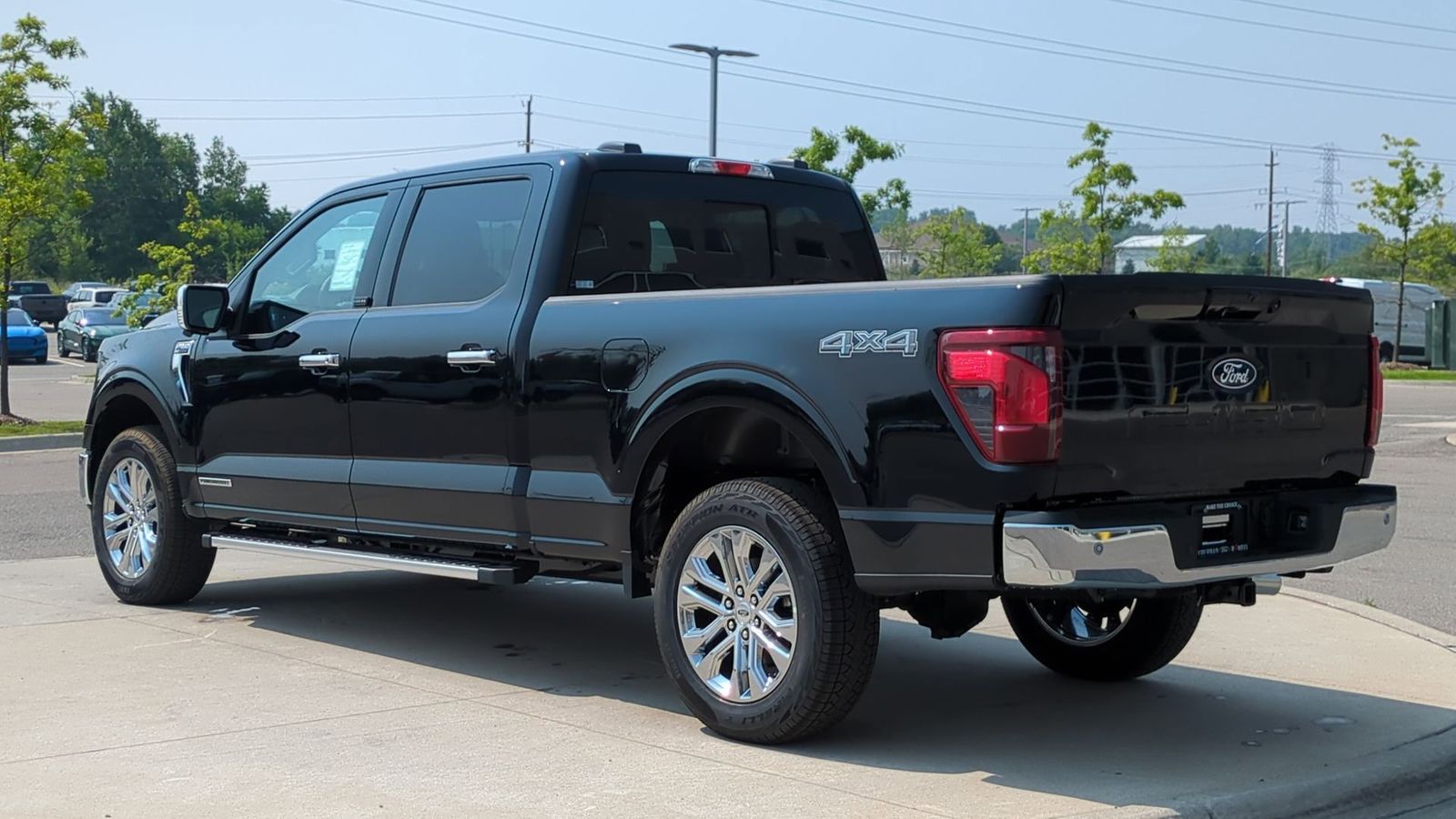 2025 Ford F-150 XLT photo 3