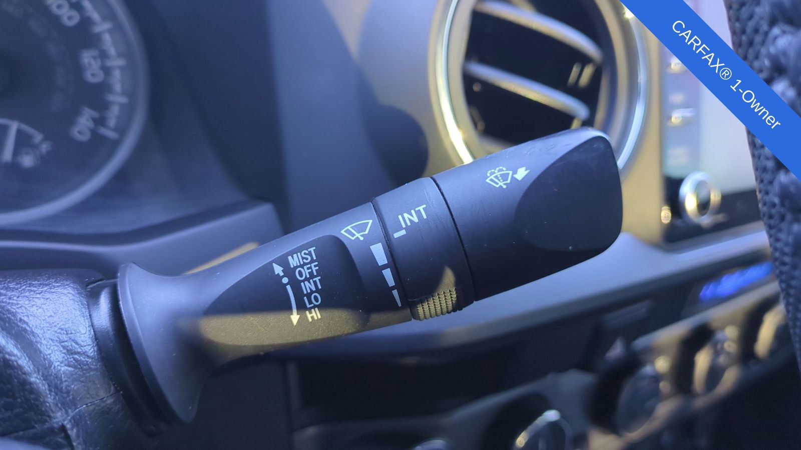 Thumbnail: 2023 Toyota Tacoma - 25