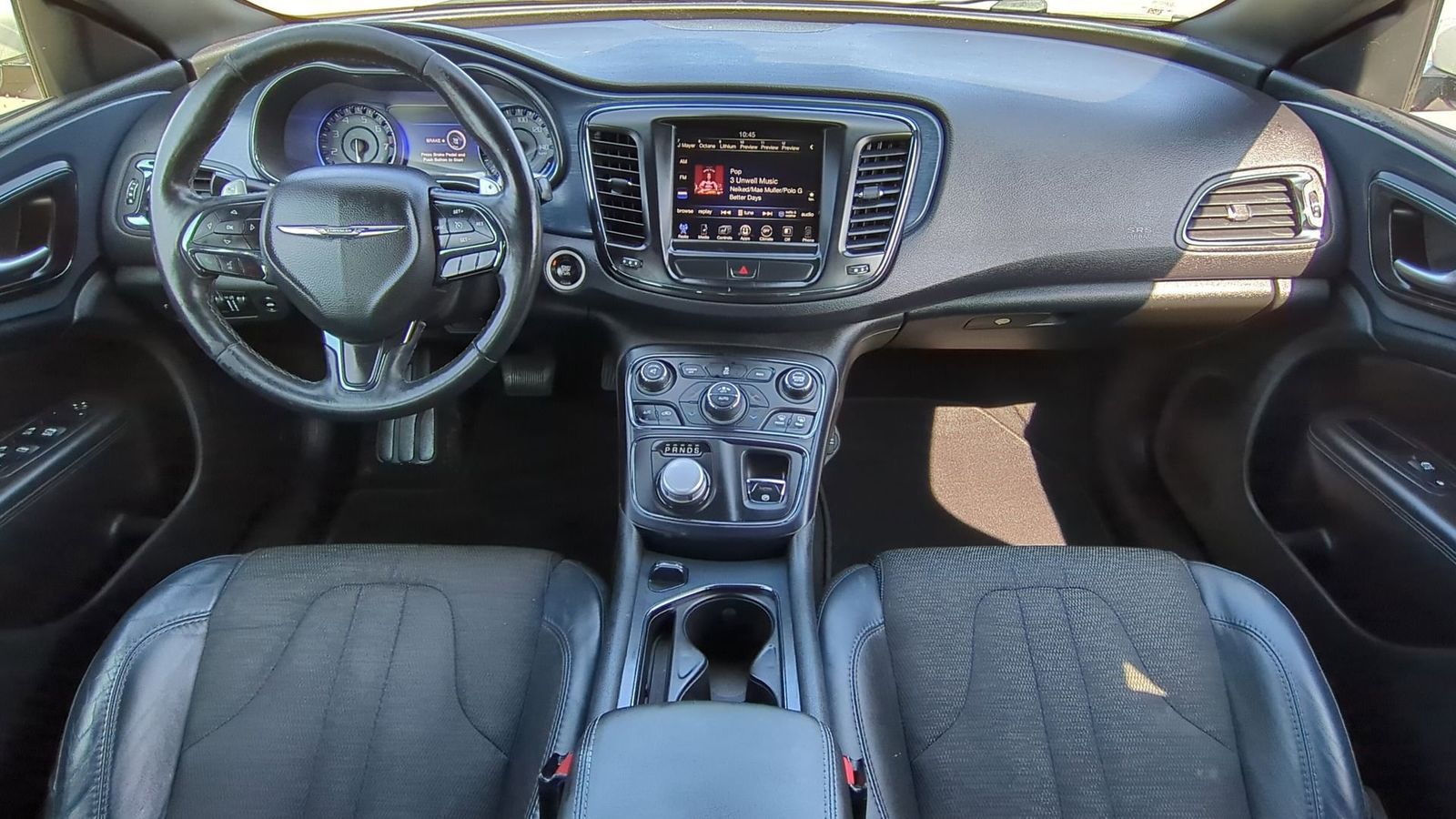 Thumbnail: 2015 Chrysler 200 - 14
