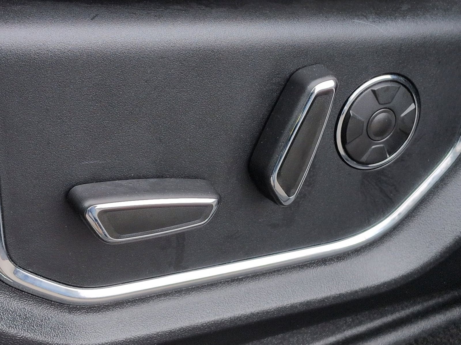 Thumbnail: 2019 Ford Expedition - 19