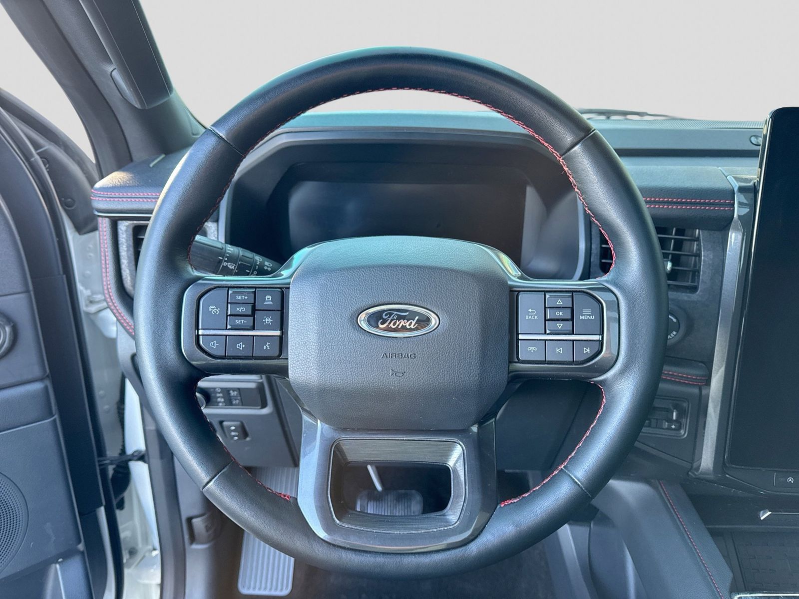 Thumbnail: 2023 Ford Expedition - 27