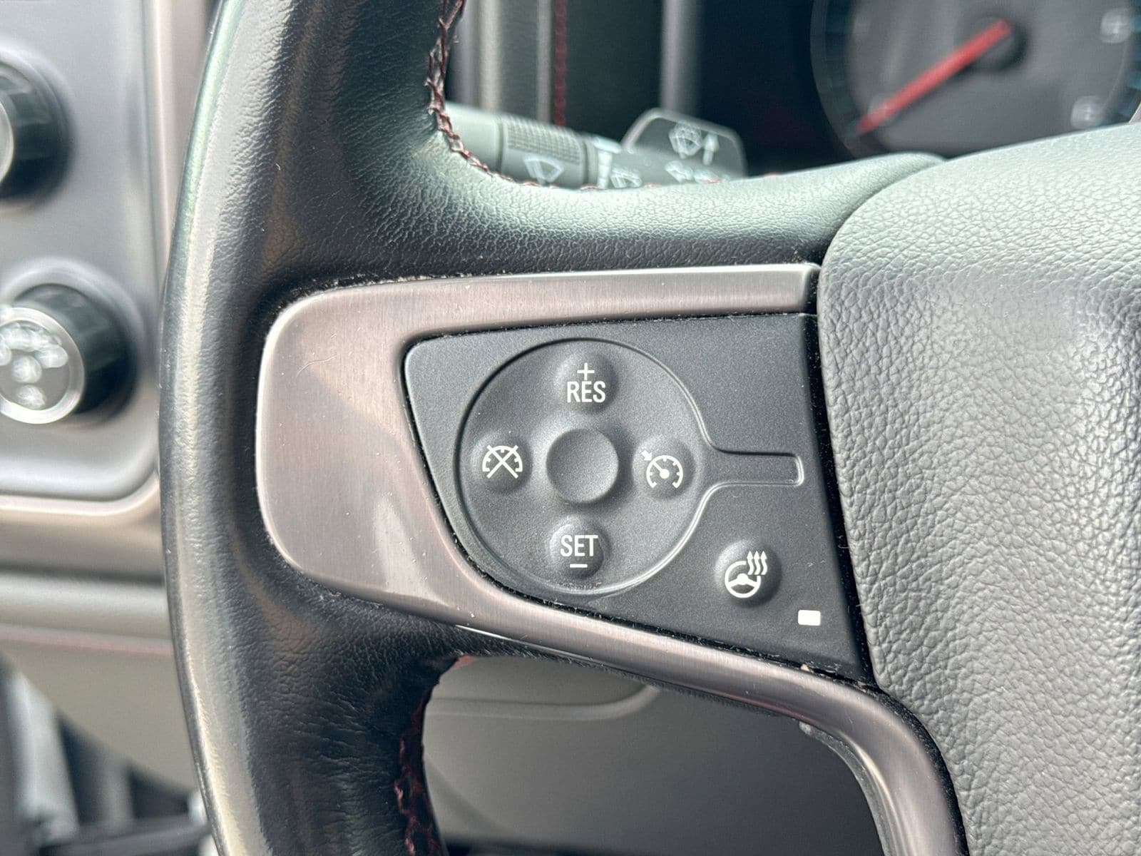 Thumbnail: 2018 GMC Sierra 1500 - 28