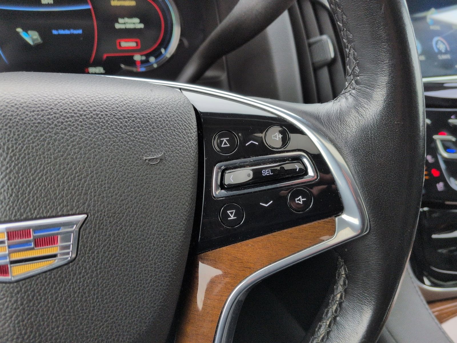 Thumbnail: 2020 Cadillac Escalade - 32