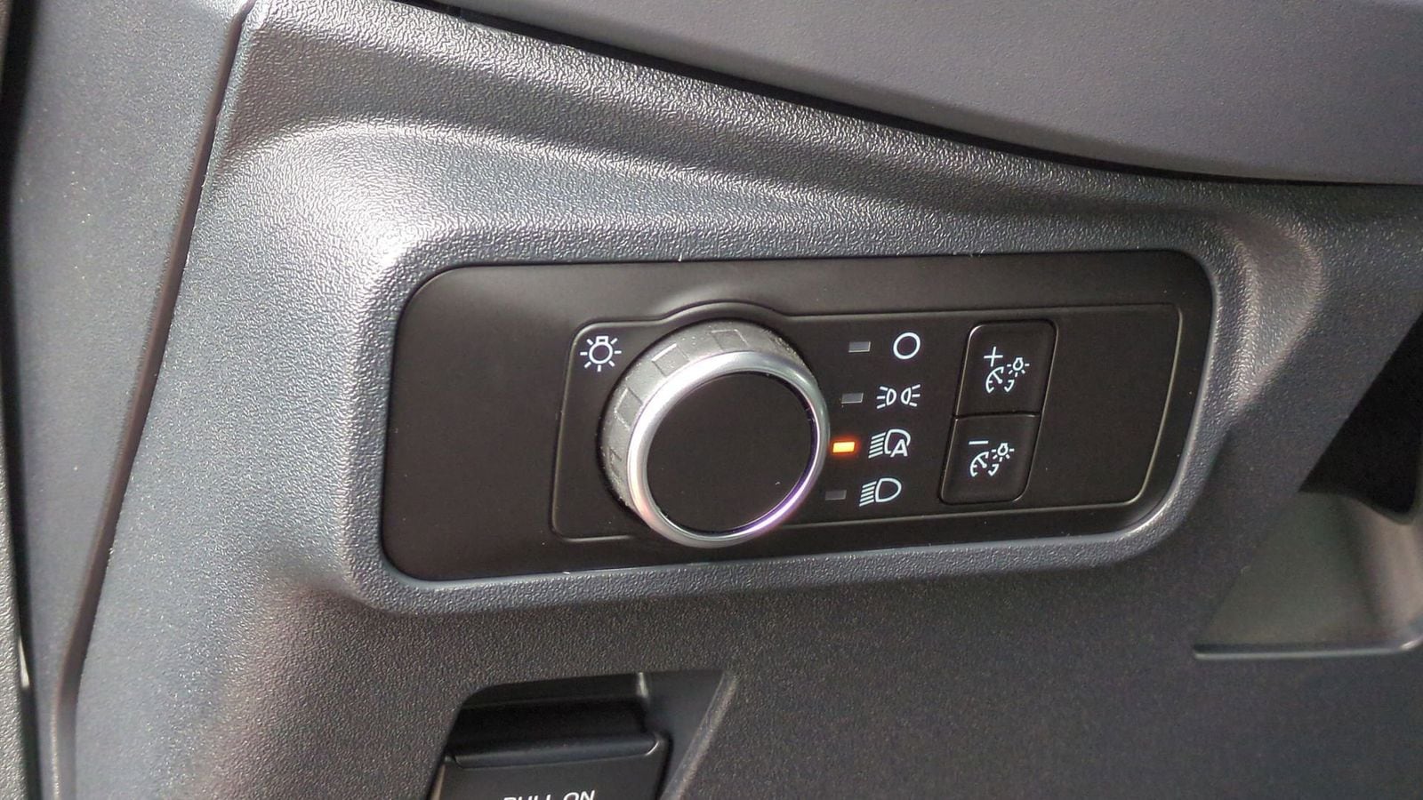 Thumbnail: 2025 Ford Bronco - 15