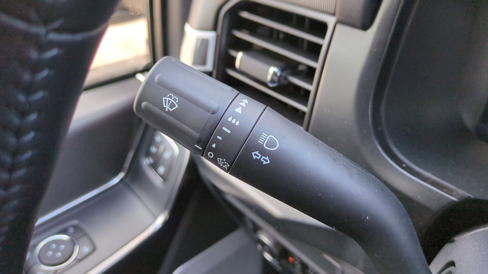 Thumbnail: 2025 Ford F-150 - 25