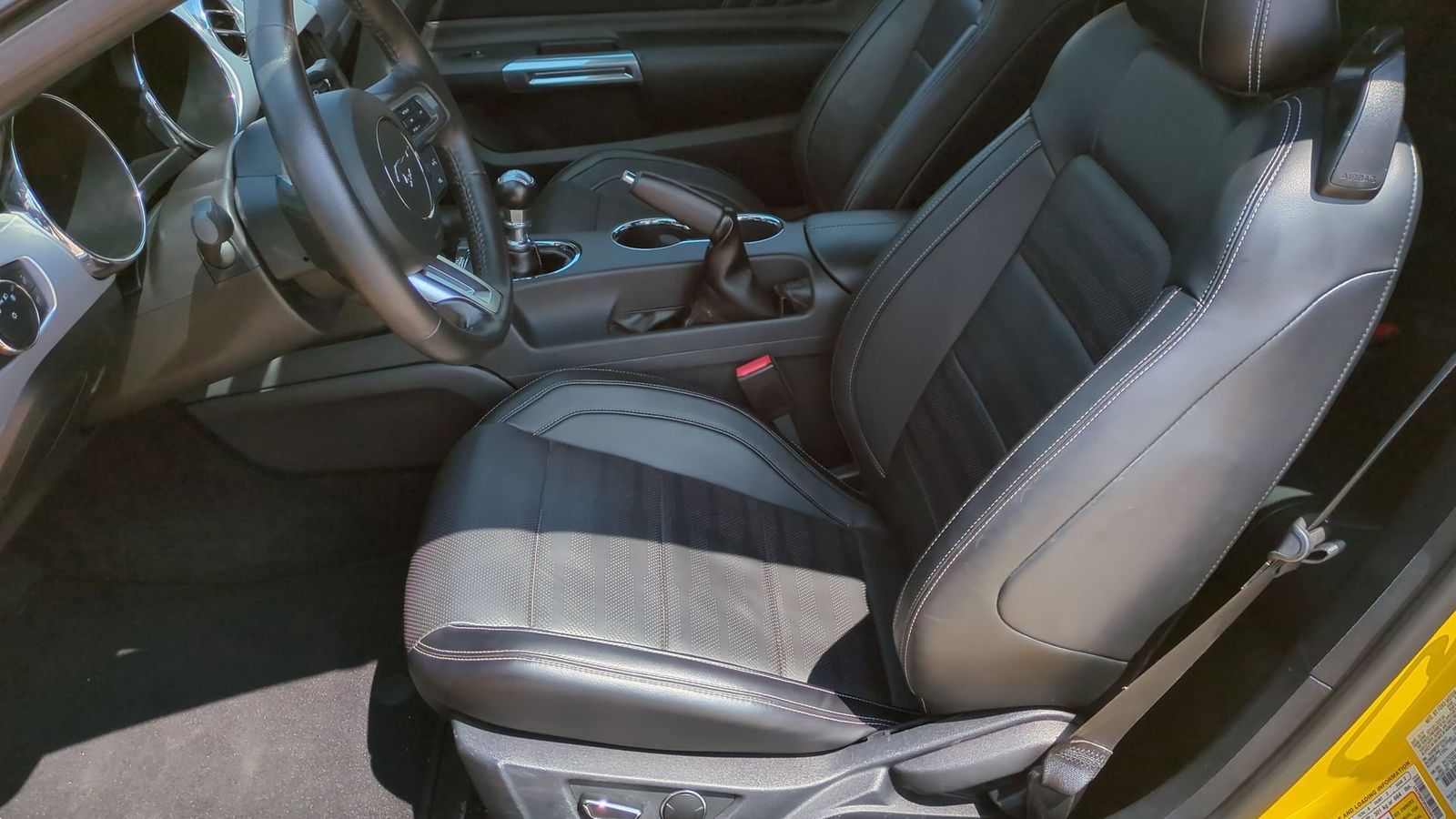 2015 Ford Mustang GT Premium 18