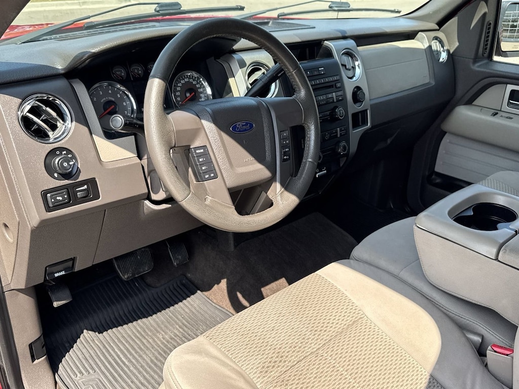 Used 2010 Ford F-150 XLT Truck