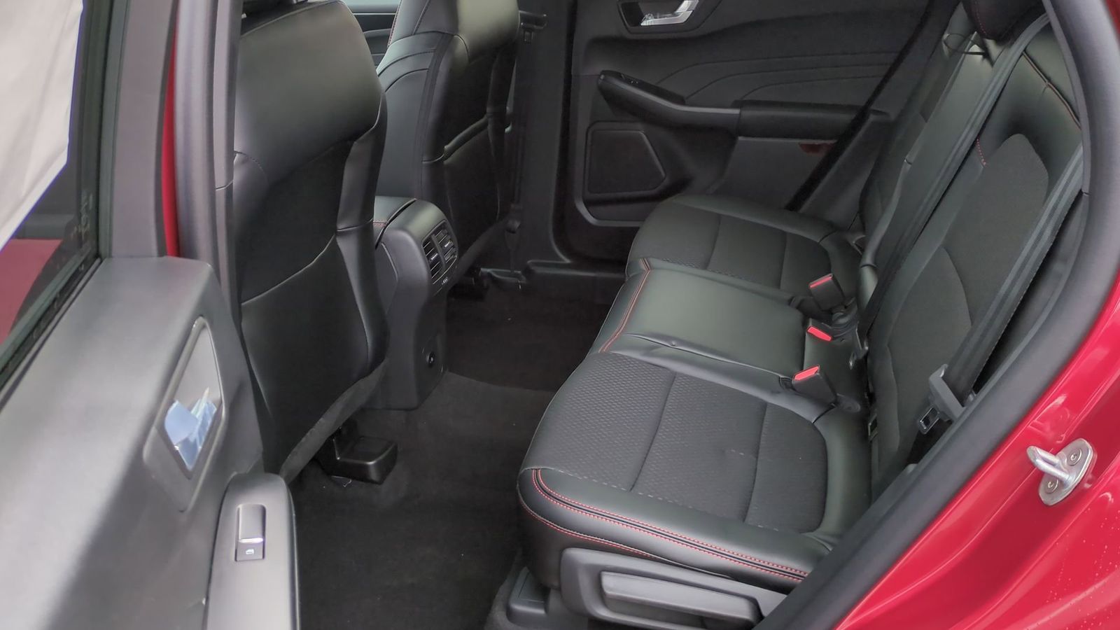 Thumbnail: 2025 Ford Escape - 18