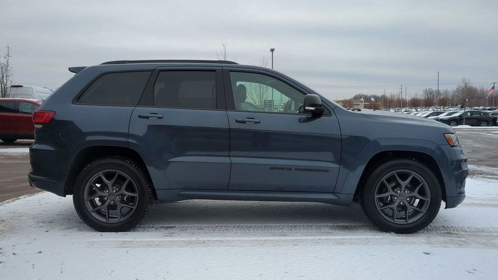 Thumbnail: 2020 Jeep Grand Cherokee - 8