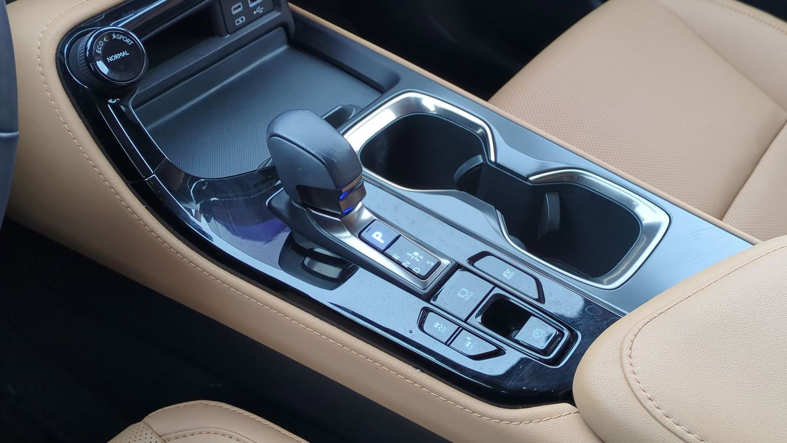 Thumbnail: 2024 Lexus NX - 33