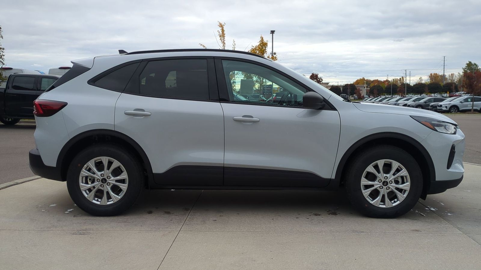 Thumbnail: 2025 Ford Escape - 7