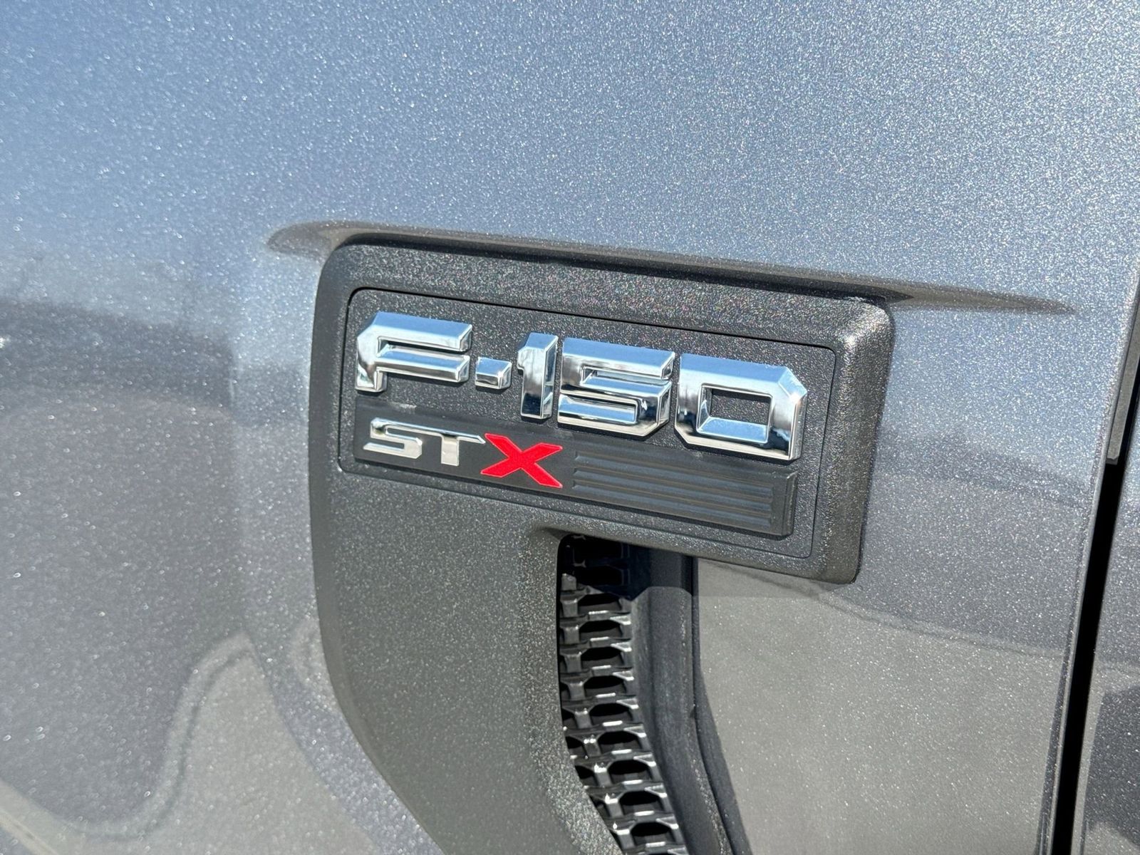 Thumbnail: 2022 Ford F-150 - 12