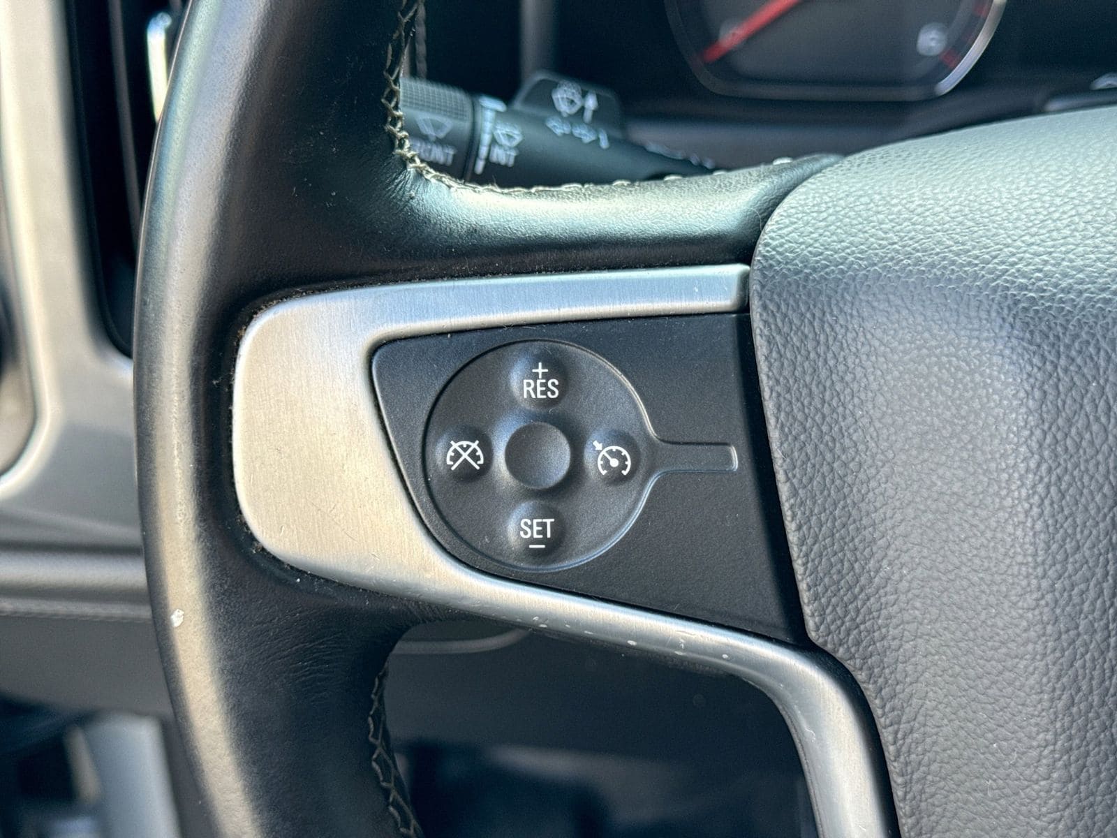 Thumbnail: 2015 GMC Sierra 1500 - 24