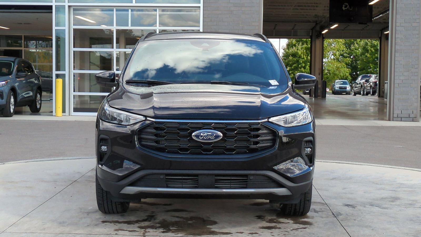 Thumbnail: 2025 Ford Escape - 10