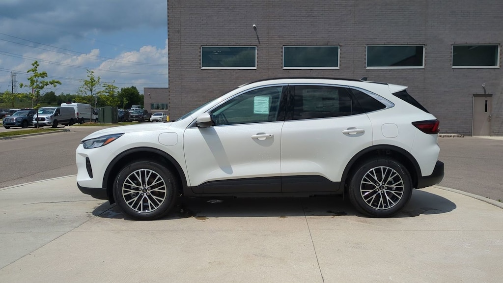 New 2025 Ford Escape Plug-In Hybrid Base SUV