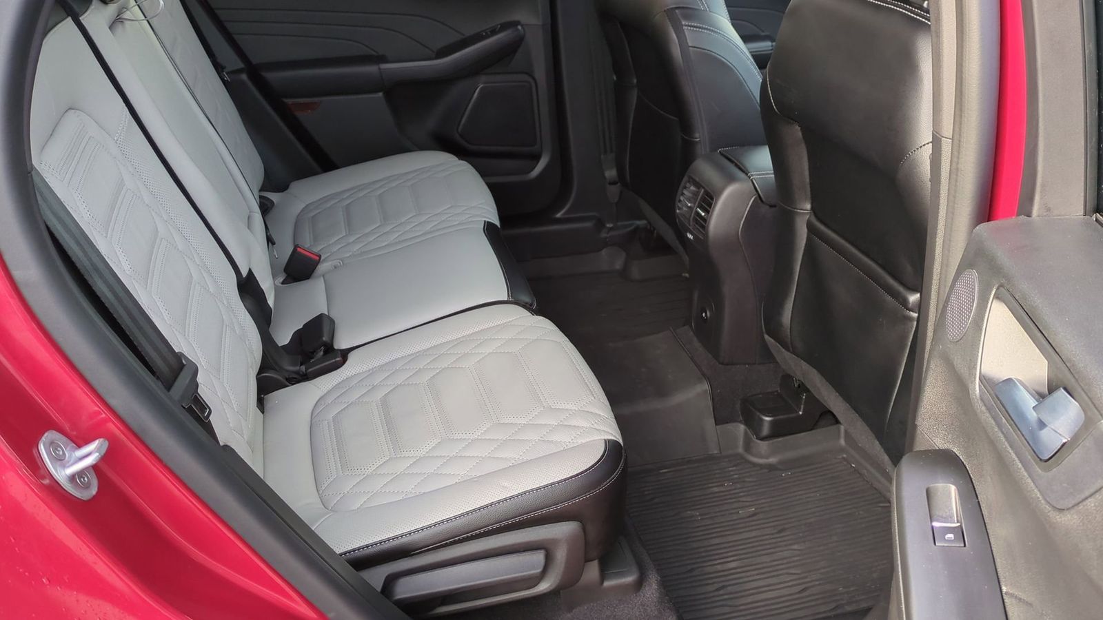 Thumbnail: 2023 Ford Escape - 22